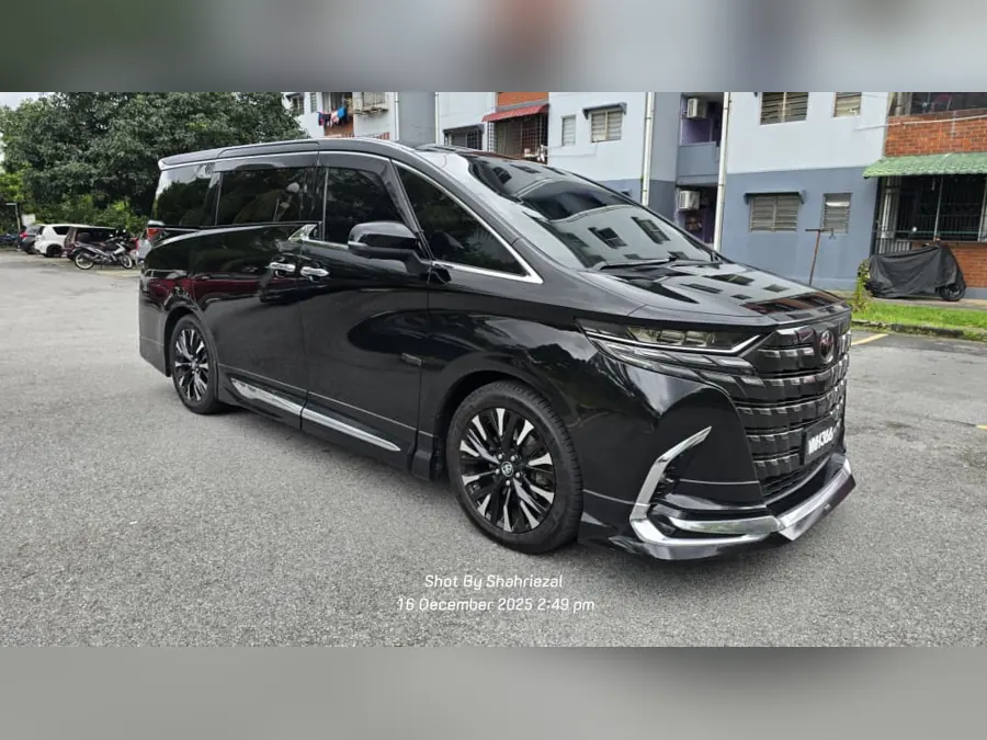 Toyota Alphard Z (AGH40) · Black