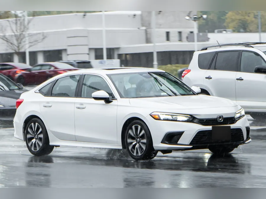 Honda Civic / Toyota Corolla Altis